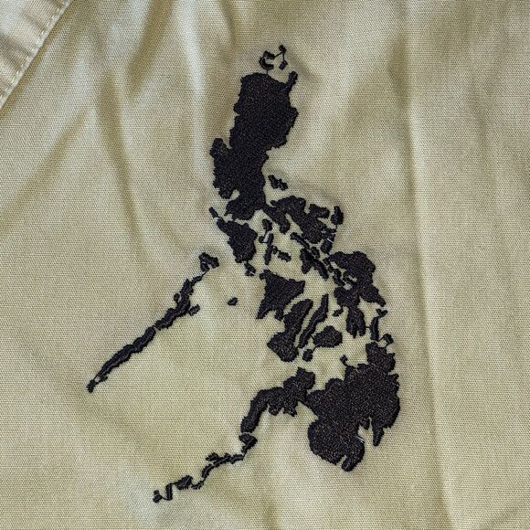 Dickies Women’s Yellow Scrub Top Embroidered Philippine Islands Pockets Size XS - Picture 9 of 13